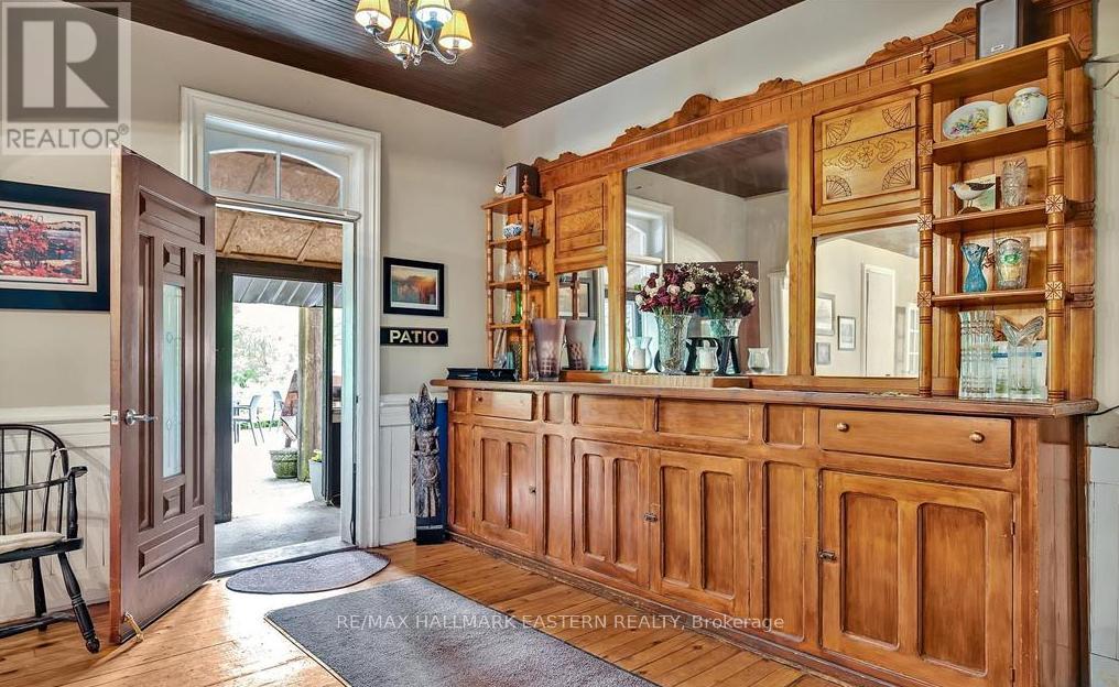 2057 Old Highway 28, Douro-Dummer, Ontario  K0L 3G0 - Photo 15 - X12567092