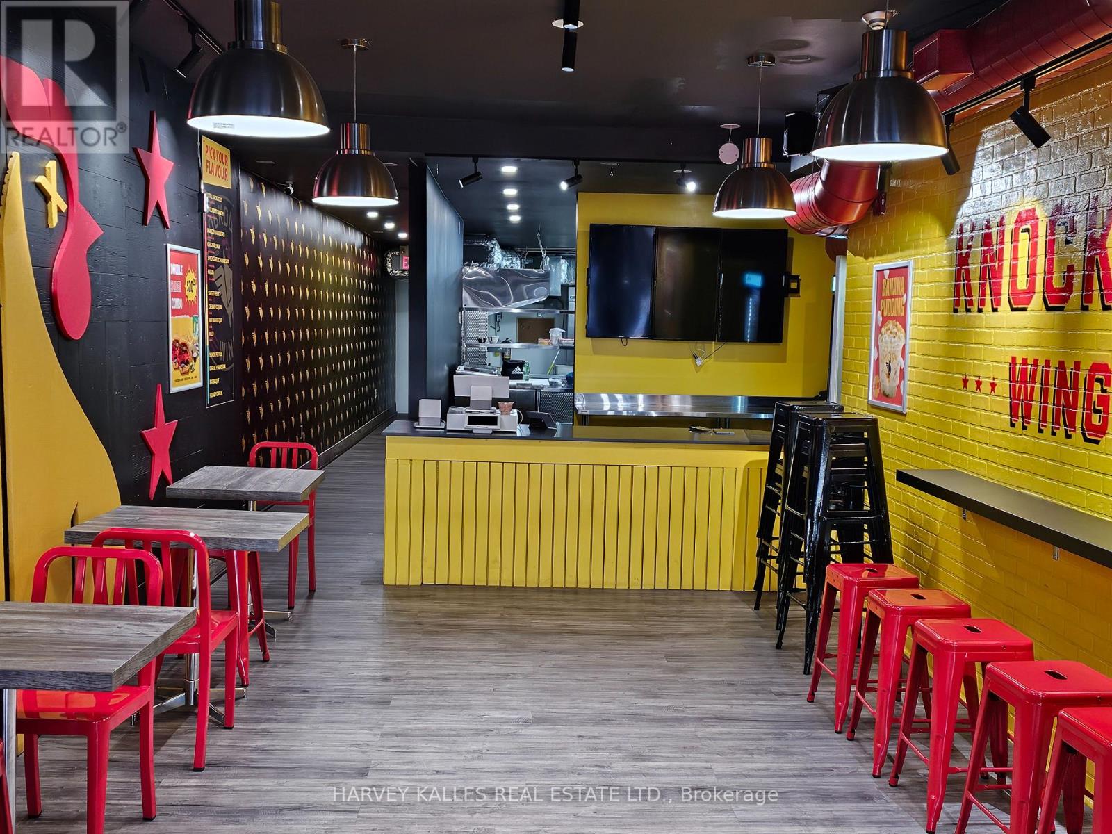 Main - 198 Augusta Avenue, Toronto, Ontario  M6B 3B4 - Photo 2 - C12565876