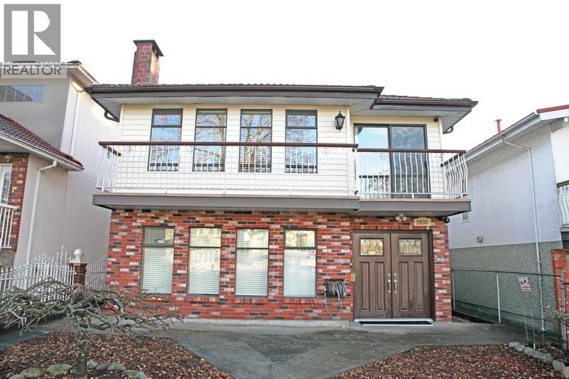 2038 E 40th Avenue, Vancouver, British Columbia  V5P 1J3 - Photo 1 - R3068623
