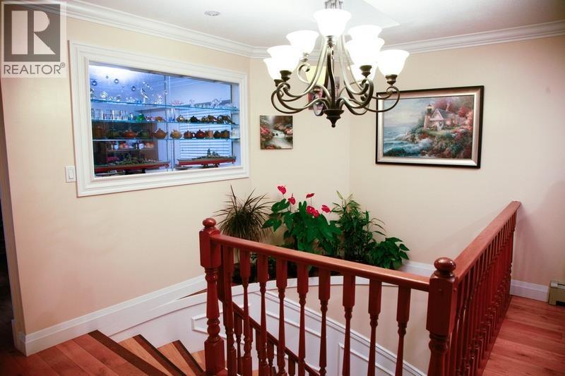 2038 E 40th Avenue, Vancouver, British Columbia  V5P 1J3 - Photo 11 - R3068623