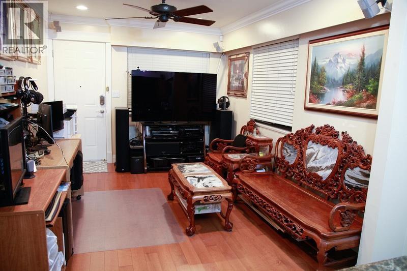 2038 E 40th Avenue, Vancouver, British Columbia  V5P 1J3 - Photo 9 - R3068623