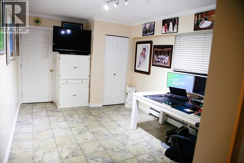 2038 E 40th Avenue, Vancouver, British Columbia  V5P 1J3 - Photo 13 - R3068623