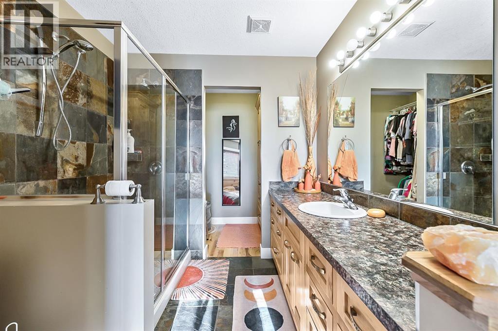 120 Camara Court, Strathmore, Alberta  T1P 1Y3 - Photo 15 - A2271435