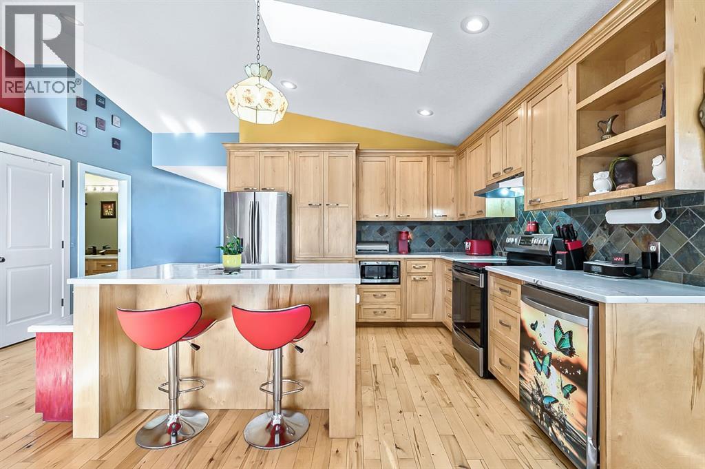 120 Camara Court, Strathmore, Alberta  T1P 1Y3 - Photo 7 - A2271435