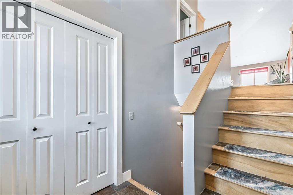 120 Camara Court, Strathmore, Alberta  T1P 1Y3 - Photo 2 - A2271435