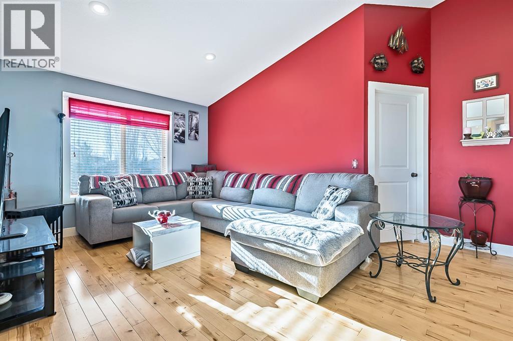 120 Camara Court, Strathmore, Alberta  T1P 1Y3 - Photo 10 - A2271435