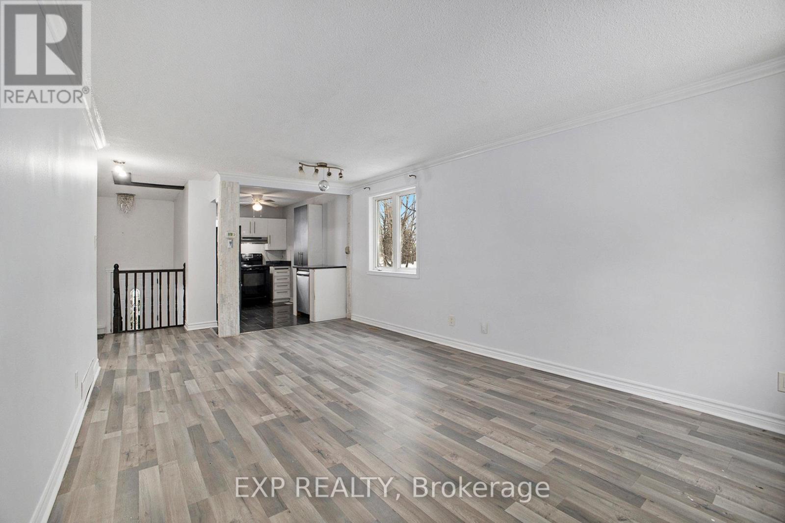 159 Castlefrank Road, Ottawa, Ontario  K2L 1T3 - Photo 5 - X12567102