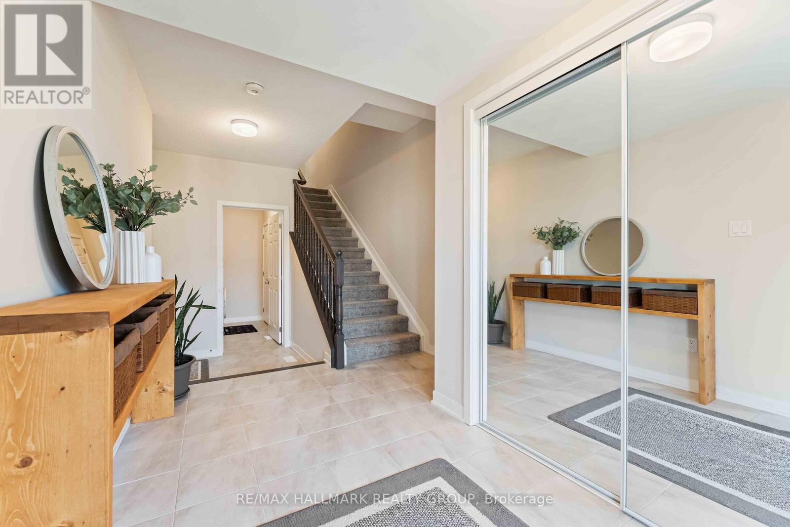 629 Quilter Row, Ottawa, Ontario  K0A 2Z0 - Photo 2 - X12567122