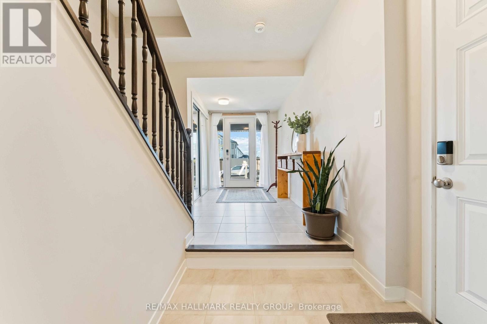 629 Quilter Row, Ottawa, Ontario  K0A 2Z0 - Photo 3 - X12567122