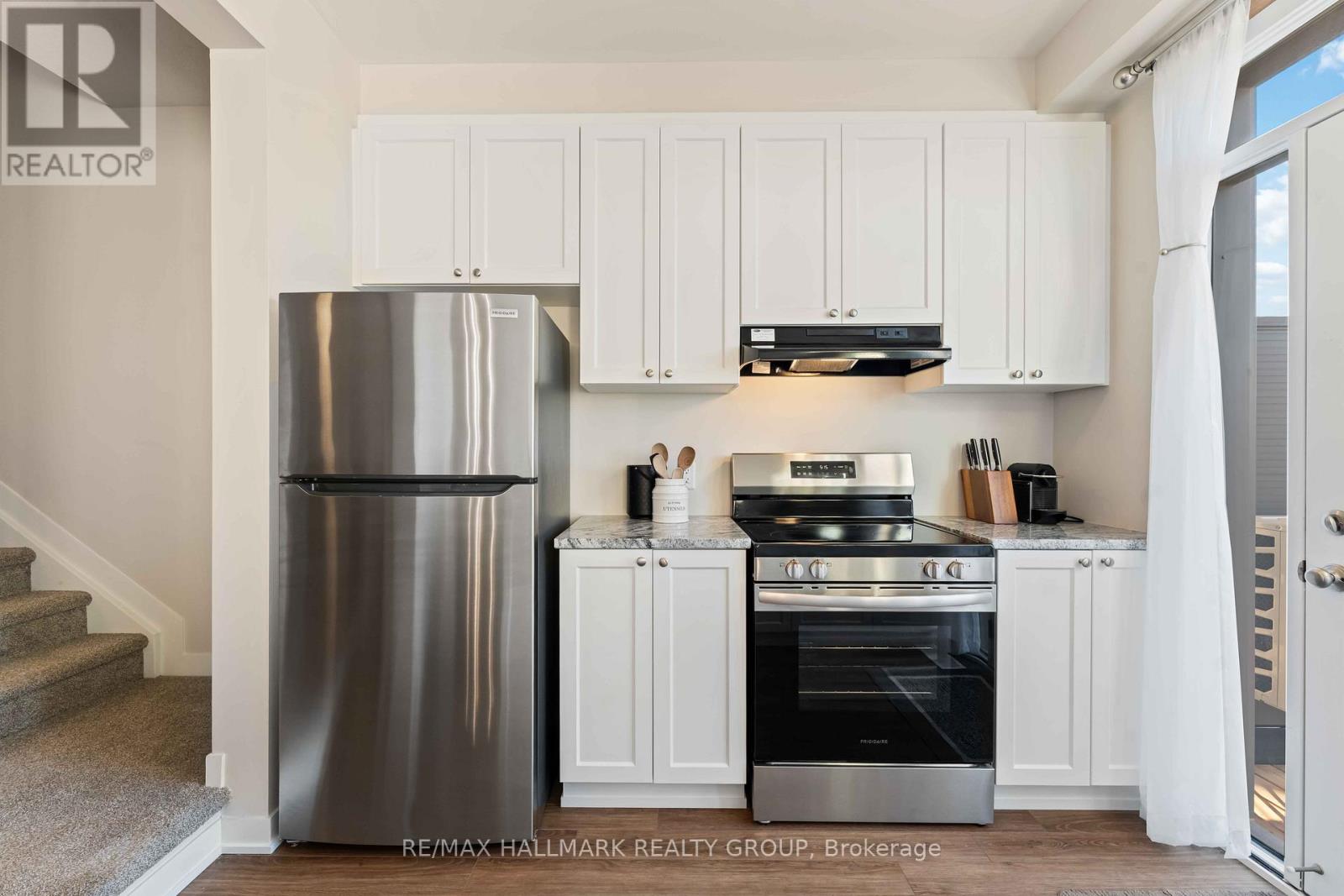 629 Quilter Row, Ottawa, Ontario  K0A 2Z0 - Photo 8 - X12567122