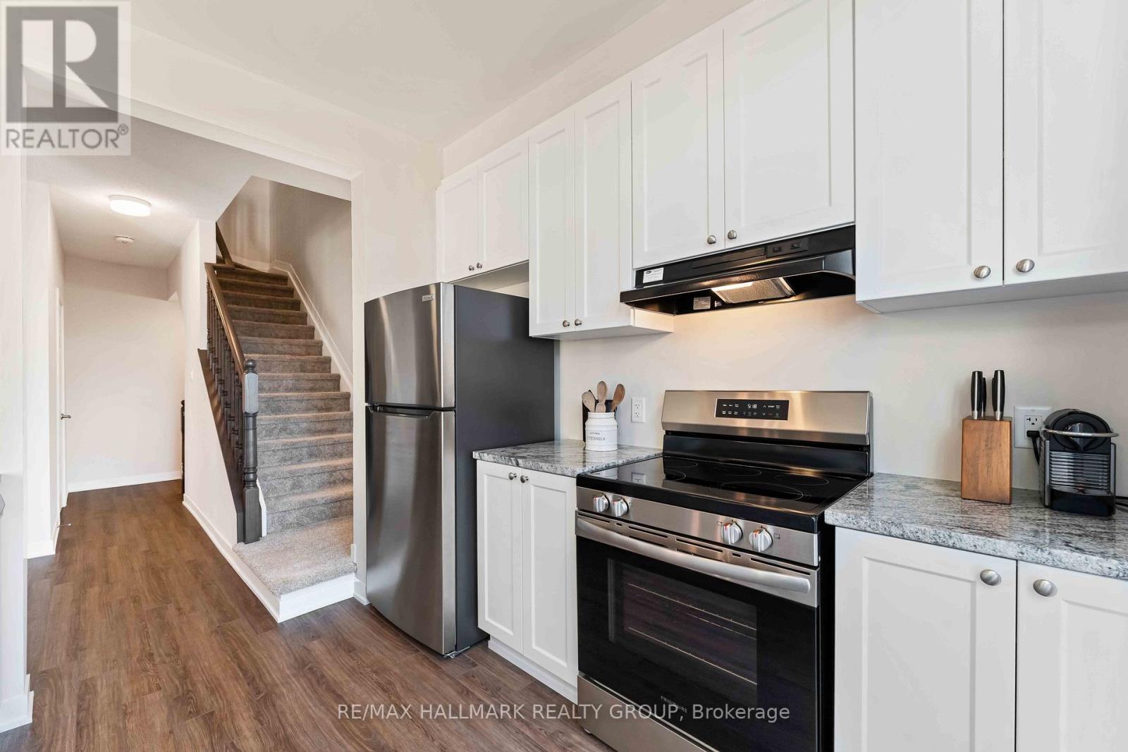 629 Quilter Row, Ottawa, Ontario  K0A 2Z0 - Photo 9 - X12567122