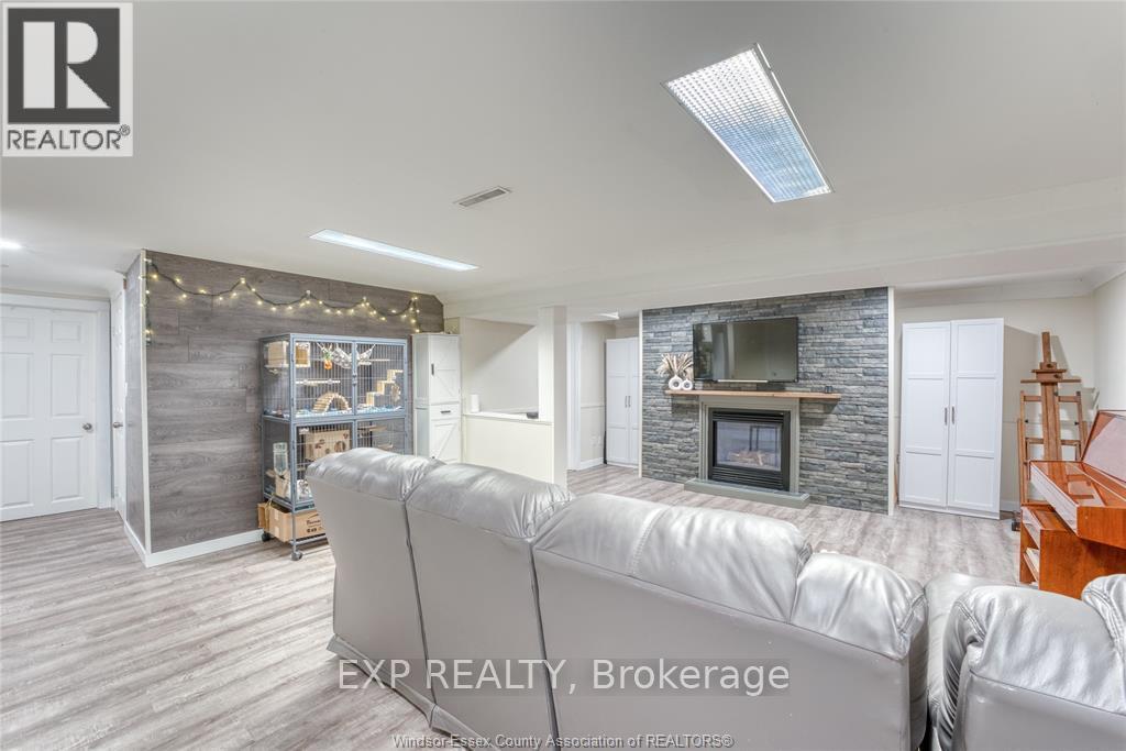 111 Danforth Avenue, Leamington, Ontario  N8H 2R1 - Photo 25 - X12566852