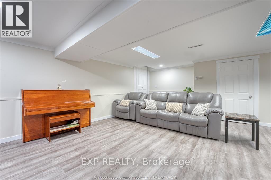 111 Danforth Avenue, Leamington, Ontario  N8H 2R1 - Photo 27 - X12566852