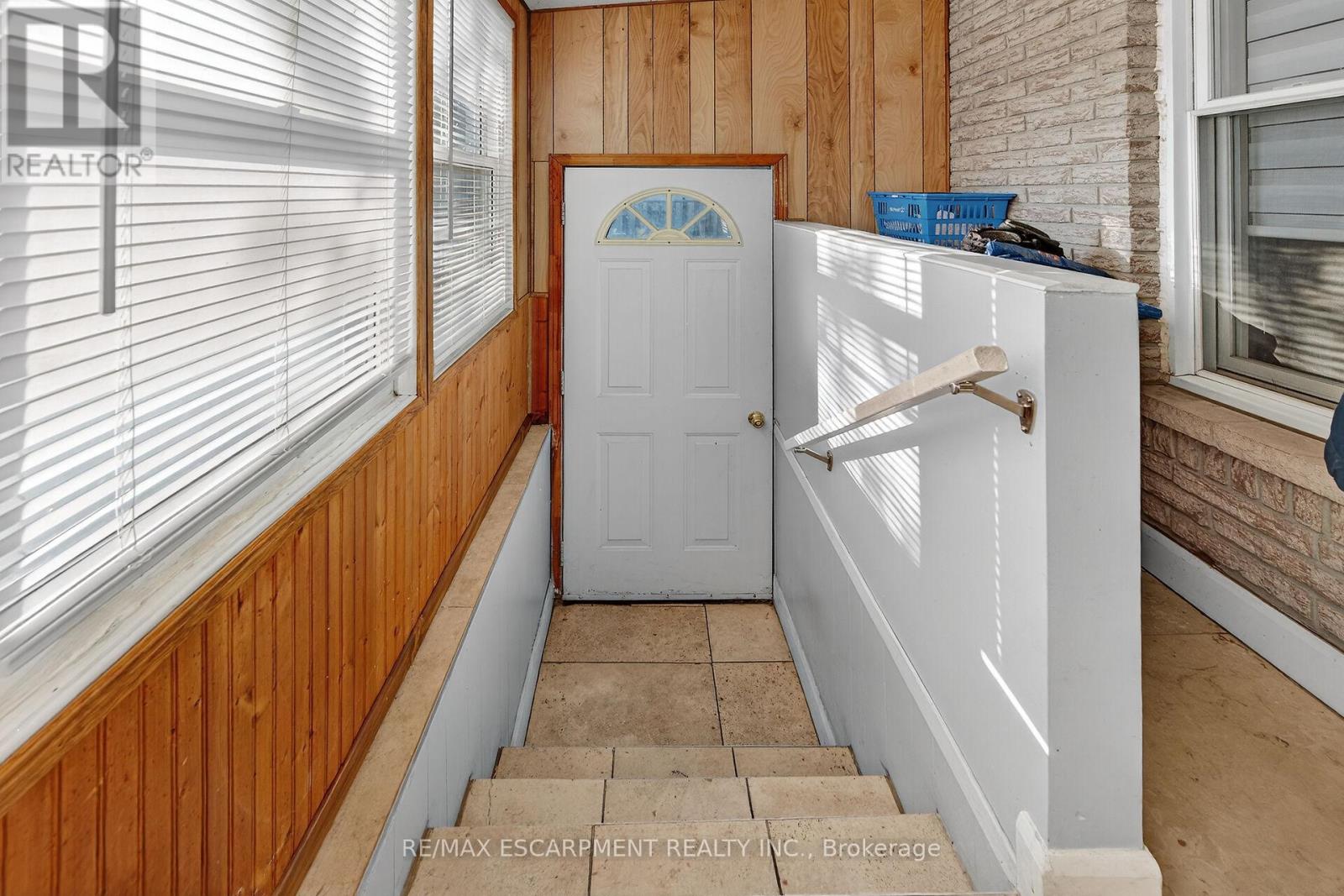 36 Cluny Avenue, Hamilton, Ontario  L8L 3H8 - Photo 38 - X12566864