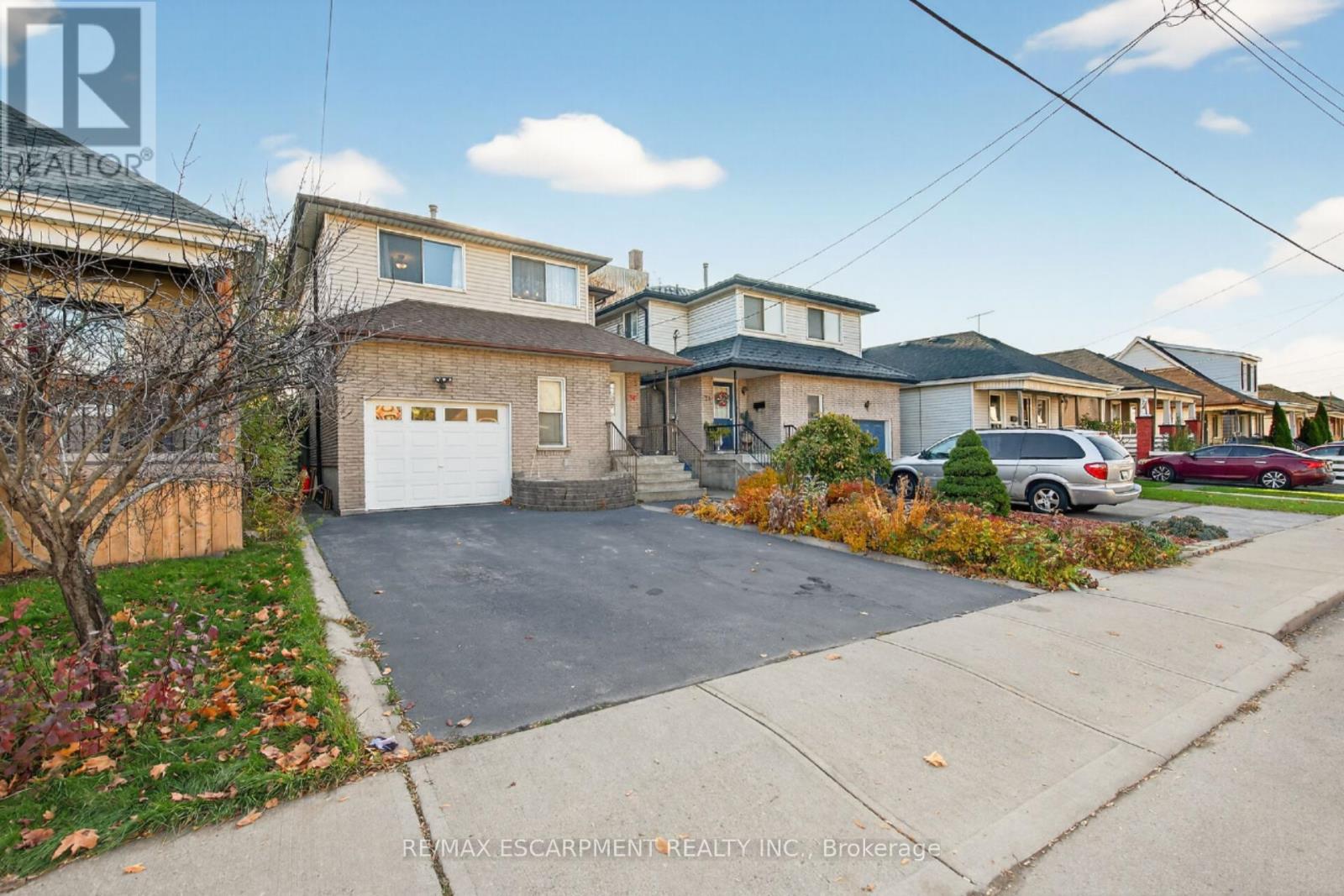 36 Cluny Avenue, Hamilton, Ontario  L8L 3H8 - Photo 4 - X12566864