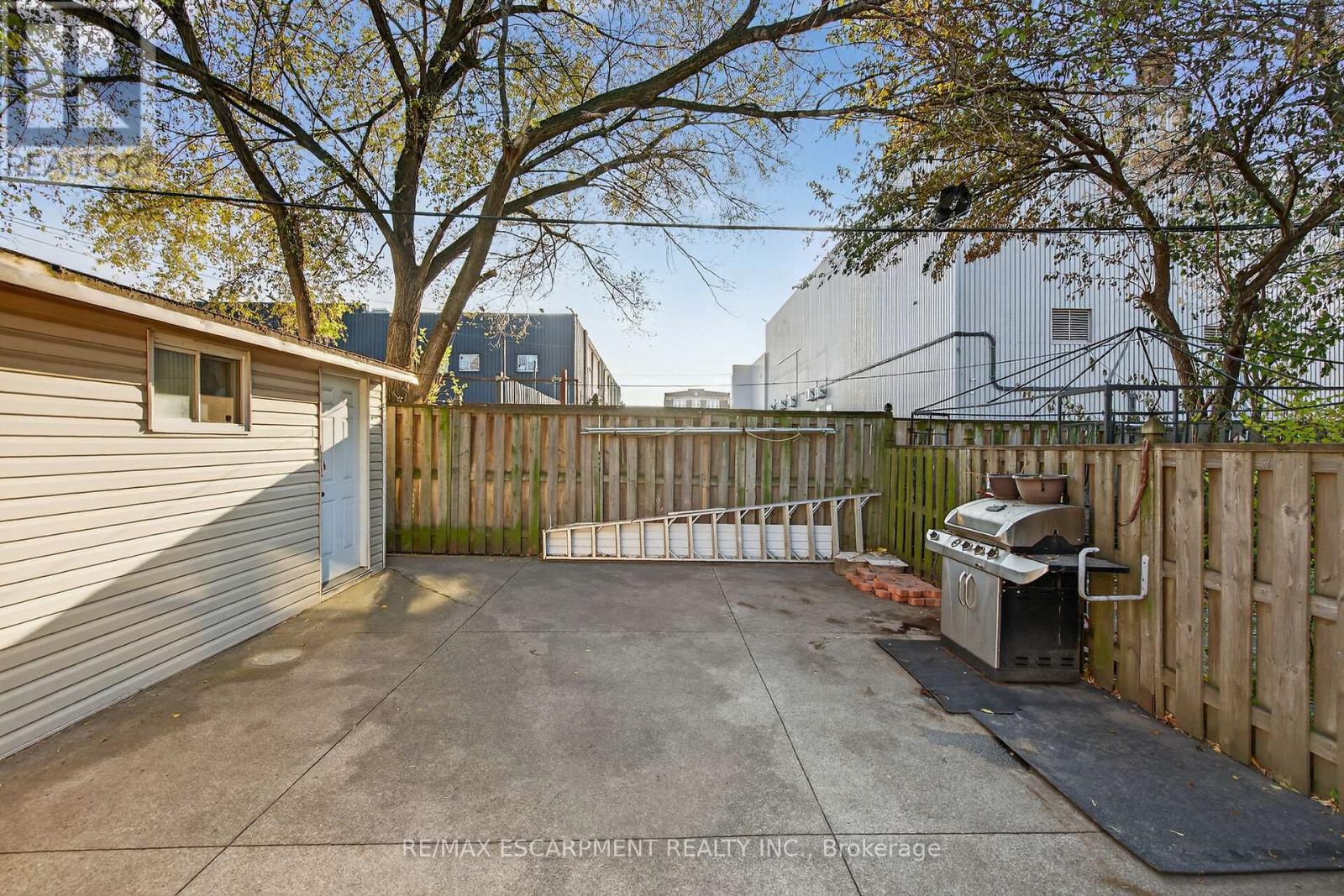 36 Cluny Avenue, Hamilton, Ontario  L8L 3H8 - Photo 43 - X12566864