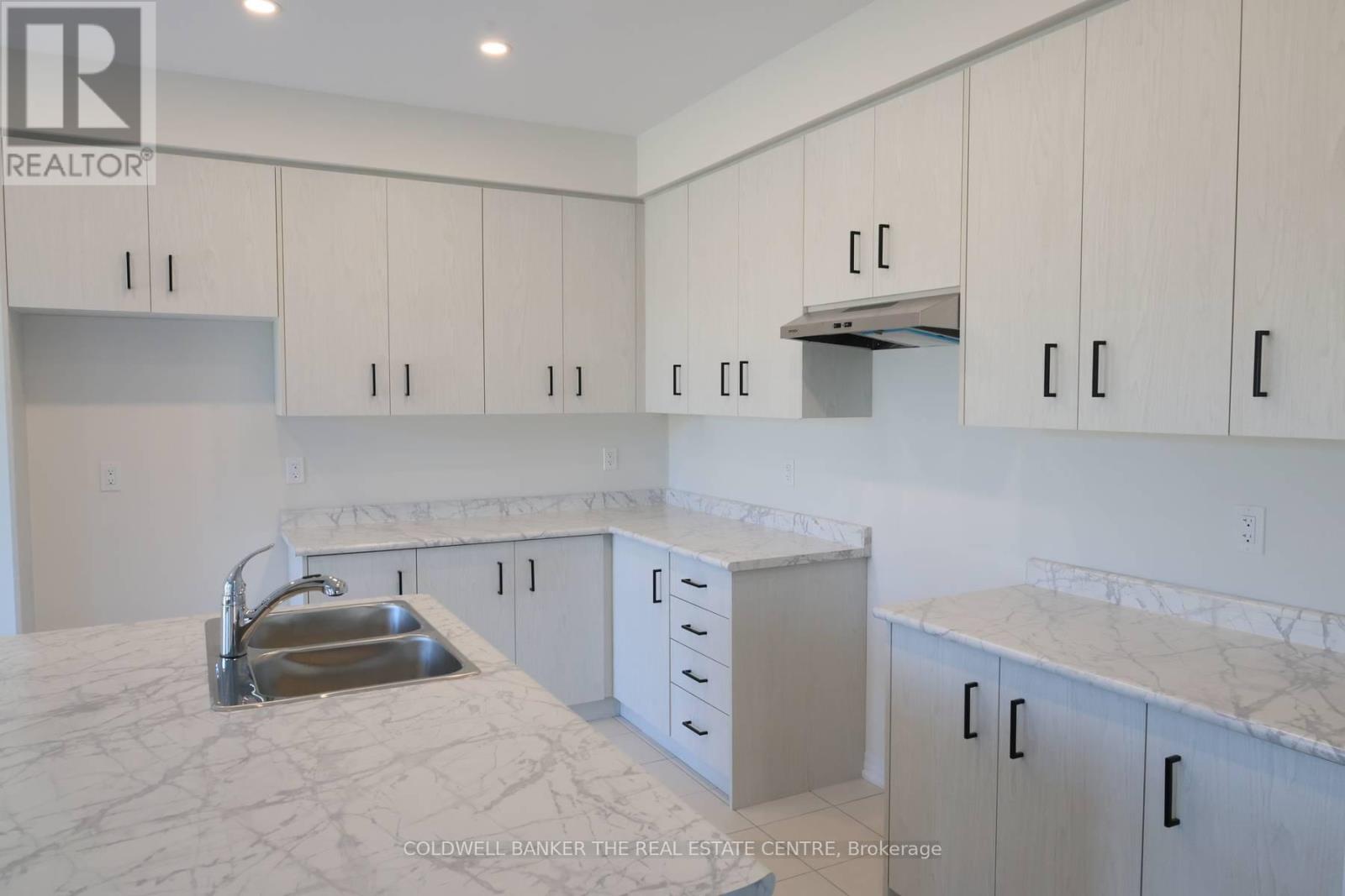 6 Fisher Road, Kawartha Lakes, Ontario  K9V 0P9 - Photo 12 - X12566954