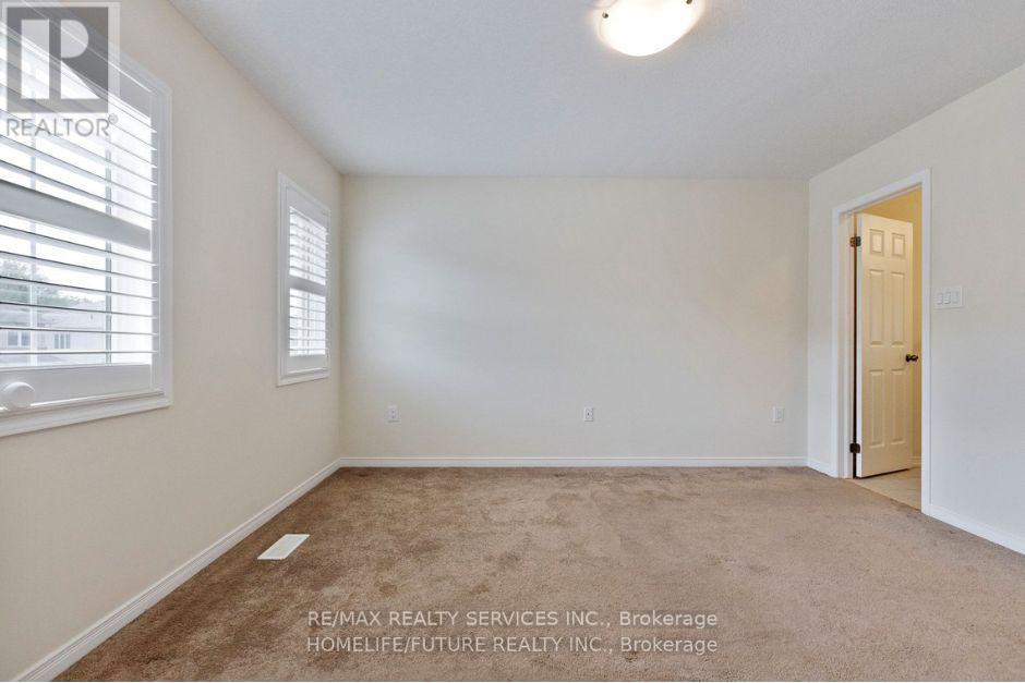 31 Cole Crescent, Brantford, Ontario  N3T 0P4 - Photo 8 - X12566960