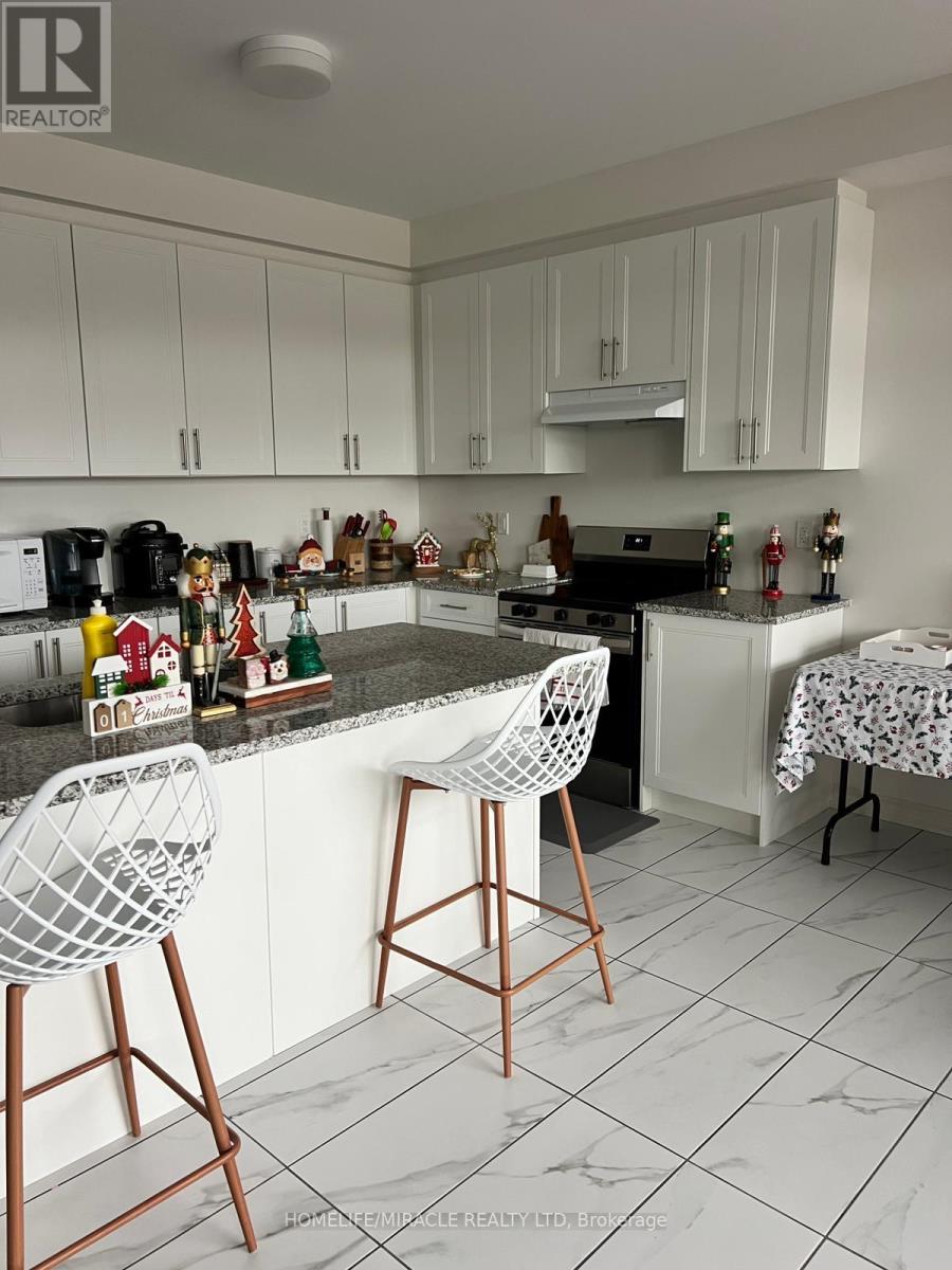 1004 Trailsview Avenue, Cobourg, Ontario  K9A 4K3 - Photo 9 - X12567034