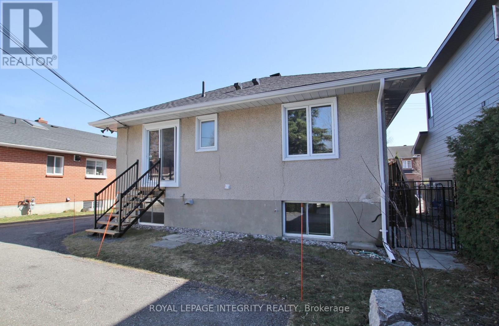 B - 193 Glynn Avenue, Ottawa, Ontario  K1K 1S4 - Photo 25 - X12534852