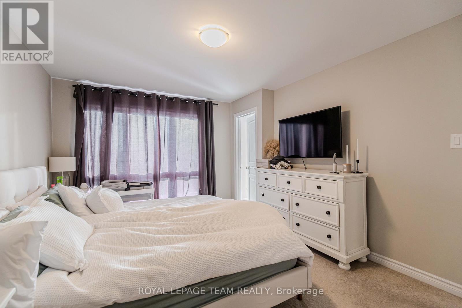 546 Triangle Street, Ottawa, Ontario  K2V 0M5 - Photo 32 - X12565880