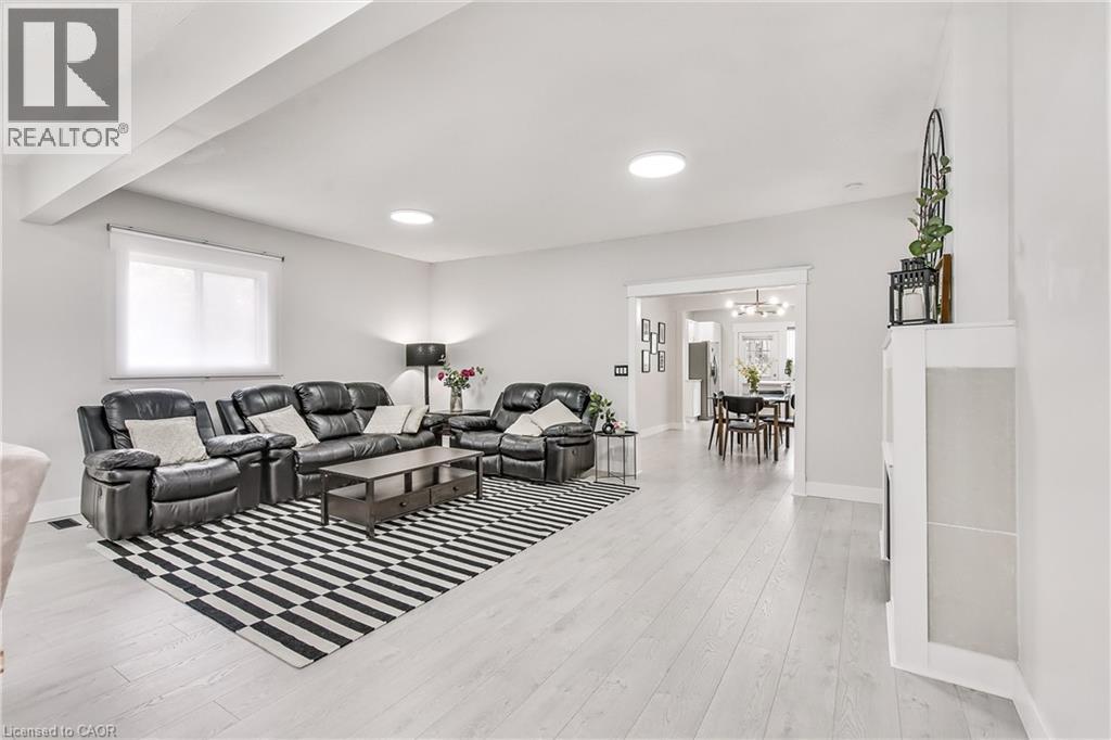 322 Jones Road, Hamilton, Ontario L8E 5N2 - Photo 8 - 40789845