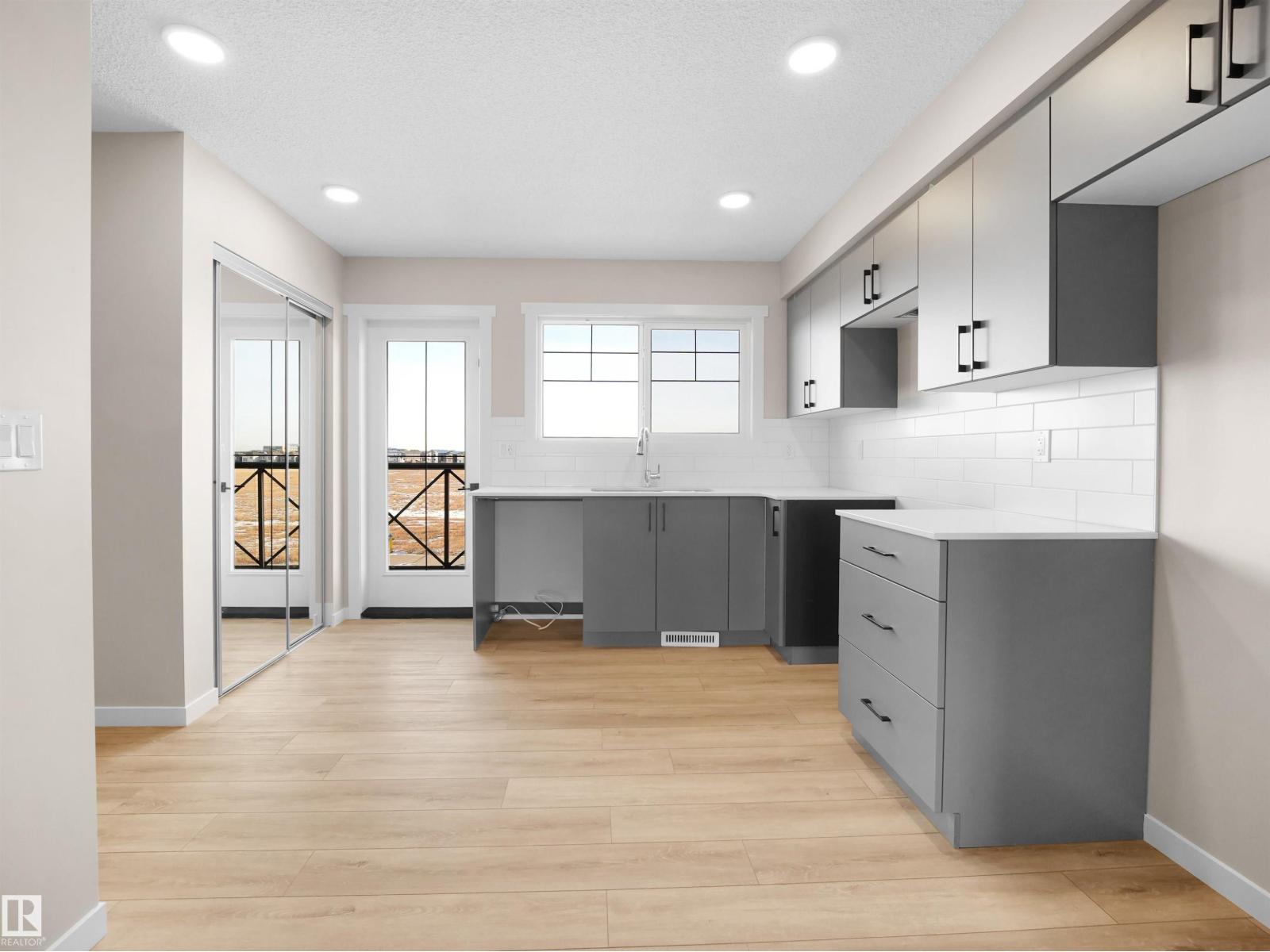 515 Aster Dr Nw, Edmonton, Alberta  T6T 2N8 - Photo 9 - E4466132