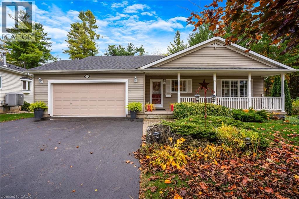 121 Bushmill Circle, Freelton, Ontario L8B 1A5 - Photo 1 - 40780158