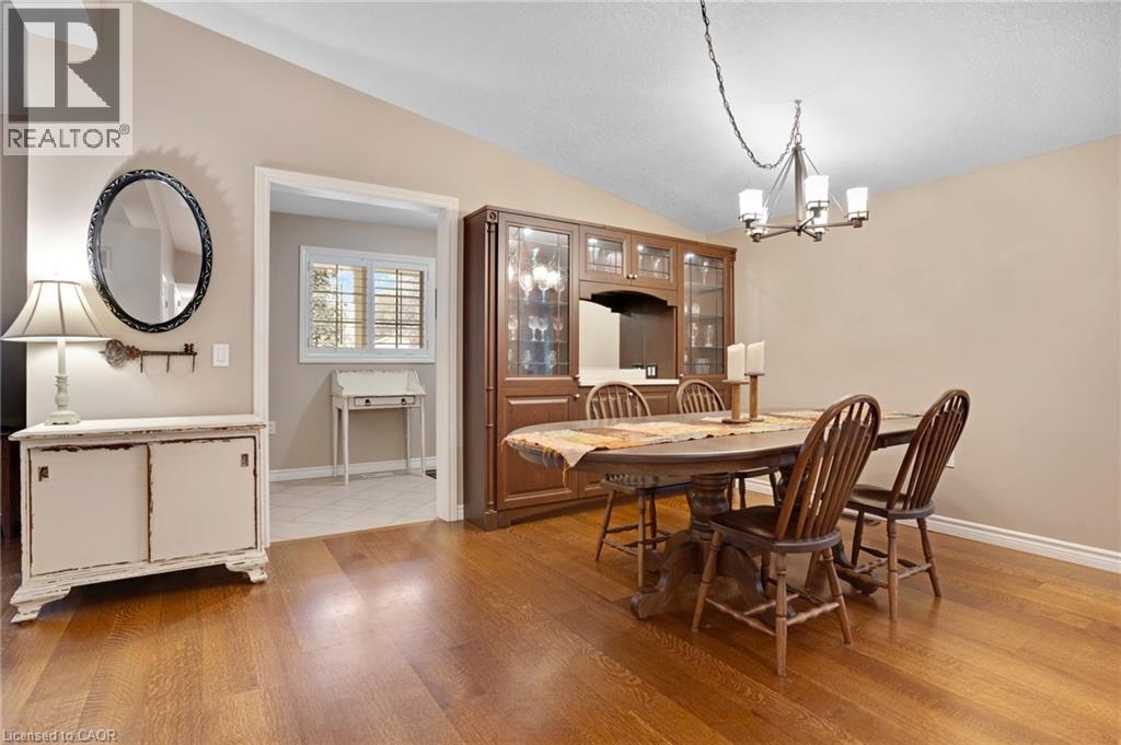 121 Bushmill Circle, Freelton, Ontario L8B 1A5 - Photo 12 - 40780158