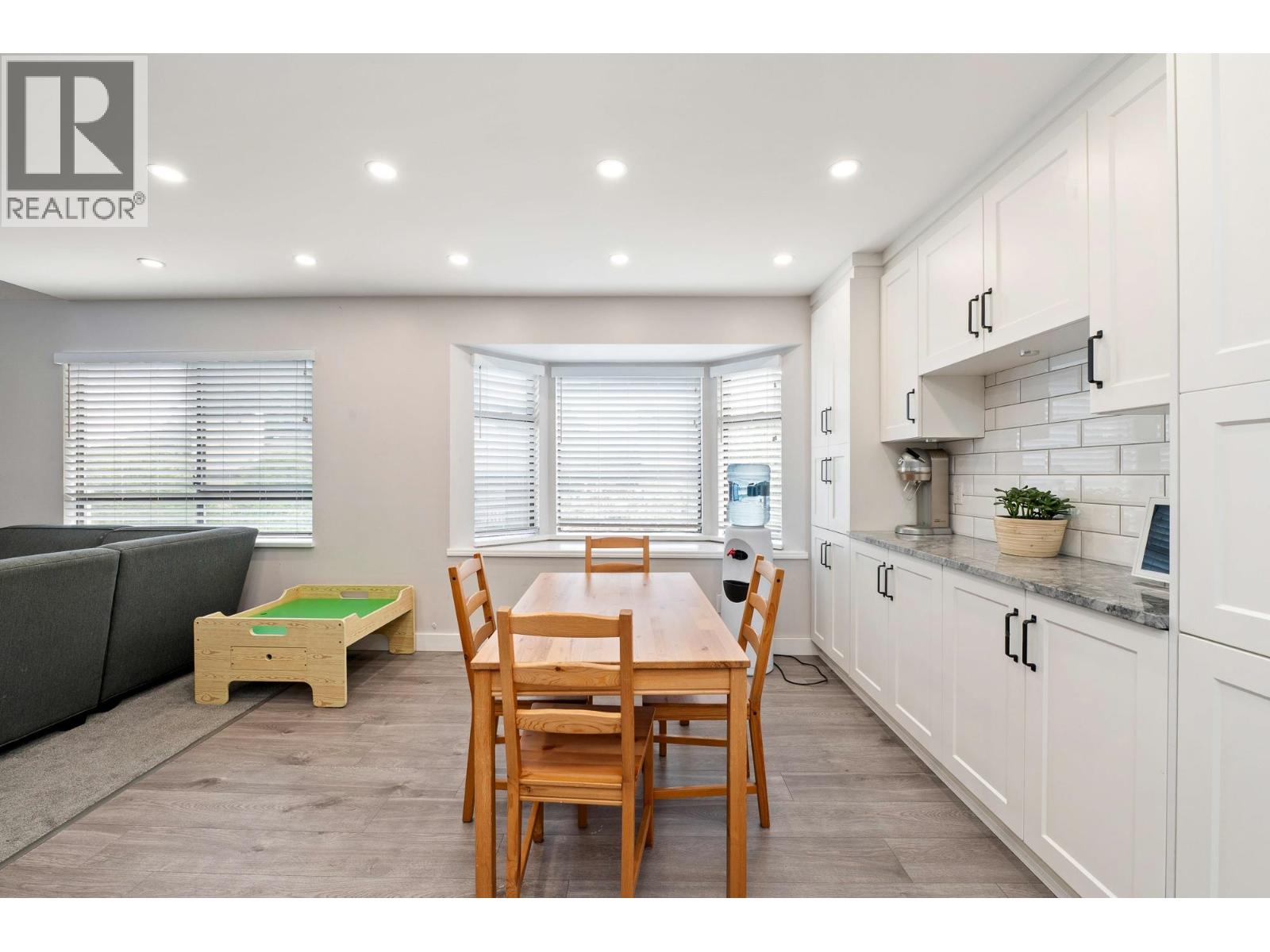 410 777 Eighth Street, New Westminster, British Columbia  V3M 3S7 - Photo 6 - R3069259