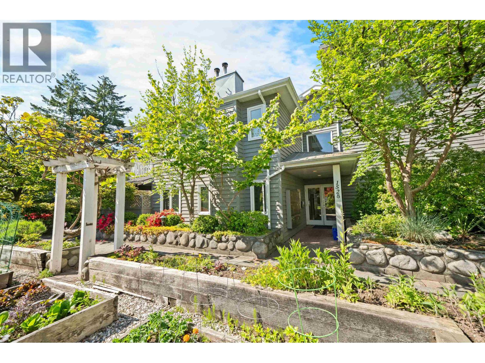 204 1528 Bowser Avenue, North Vancouver, British Columbia  V7P 2Y3 - Photo 22 - R3069265