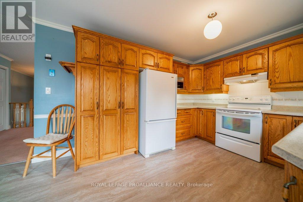 100 Selena Avenue, Belleville, Ontario K8P 4C4 - Photo 22 - X12562330