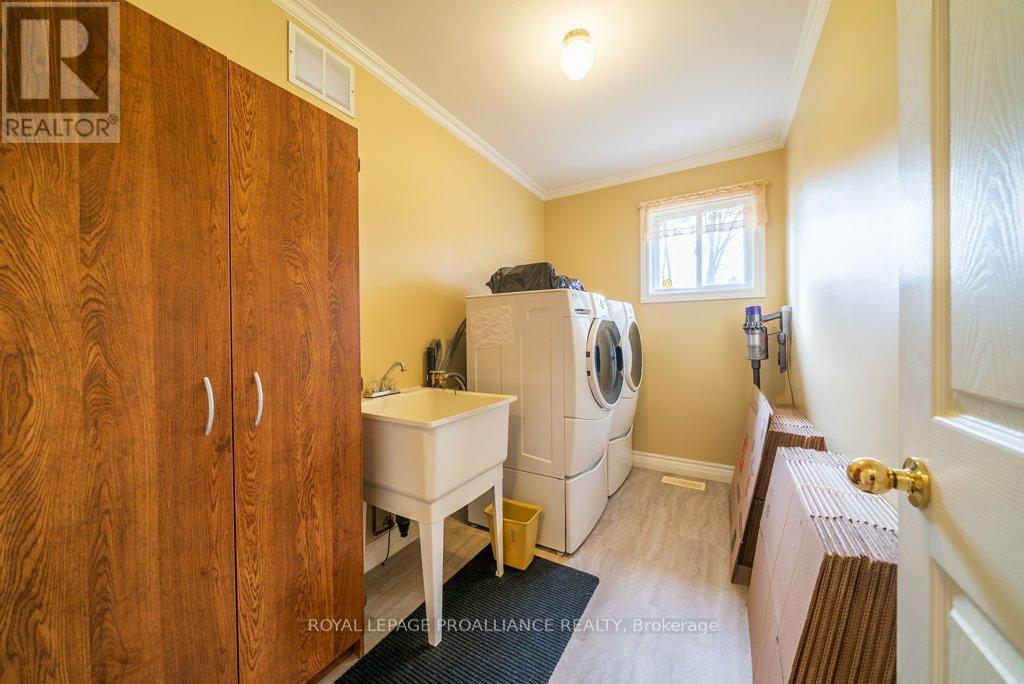 100 Selena Avenue, Belleville, Ontario K8P 4C4 - Photo 26 - X12562330