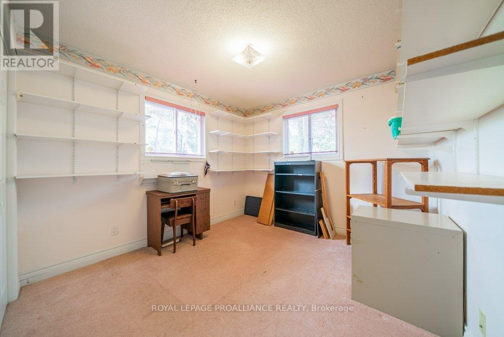 100 Selena Avenue, Belleville, Ontario K8P 4C4 - Photo 27 - X12562330
