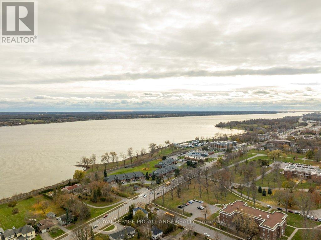 100 Selena Avenue, Belleville, Ontario K8P 4C4 - Photo 4 - X12562330