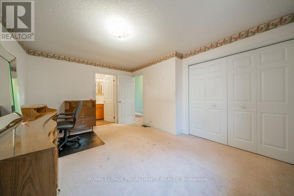 100 Selena Avenue, Belleville, Ontario K8P 4C4 - Photo 30 - X12562330