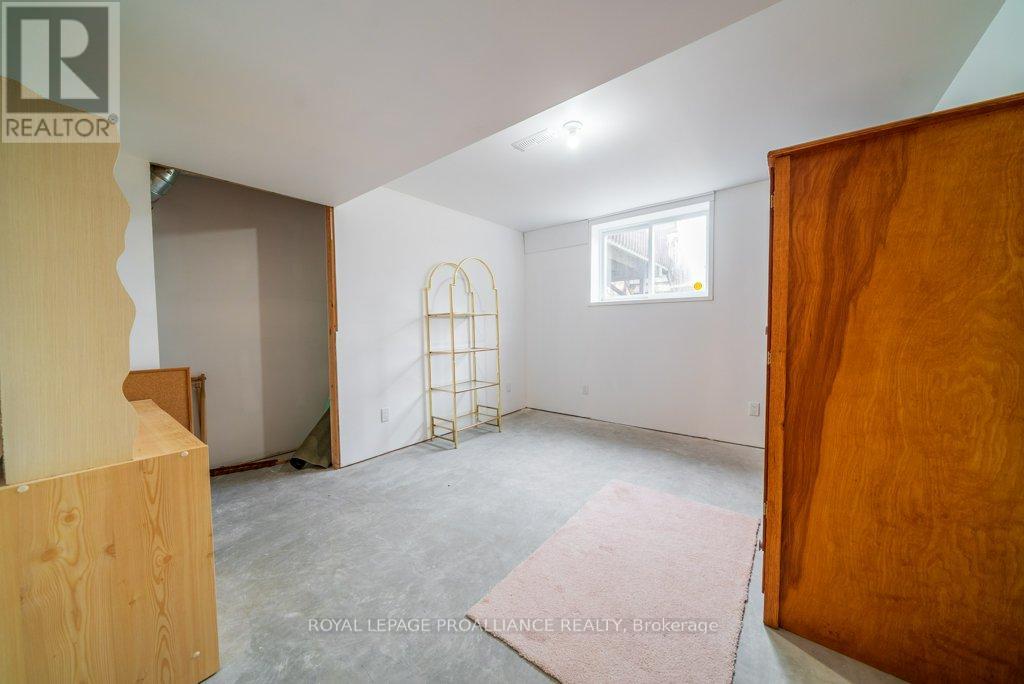 100 Selena Avenue, Belleville, Ontario K8P 4C4 - Photo 40 - X12562330