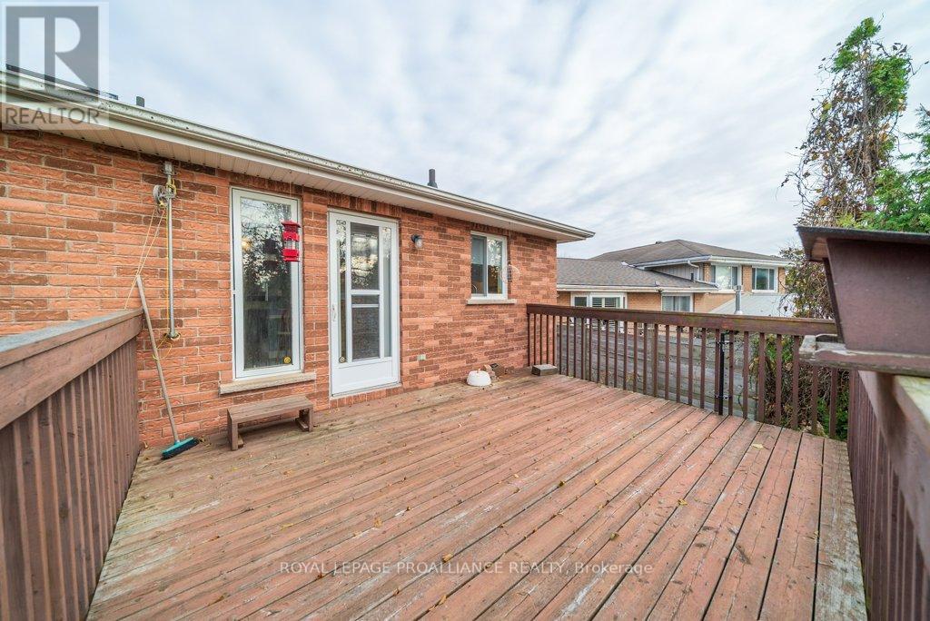 100 Selena Avenue, Belleville, Ontario K8P 4C4 - Photo 7 - X12562330