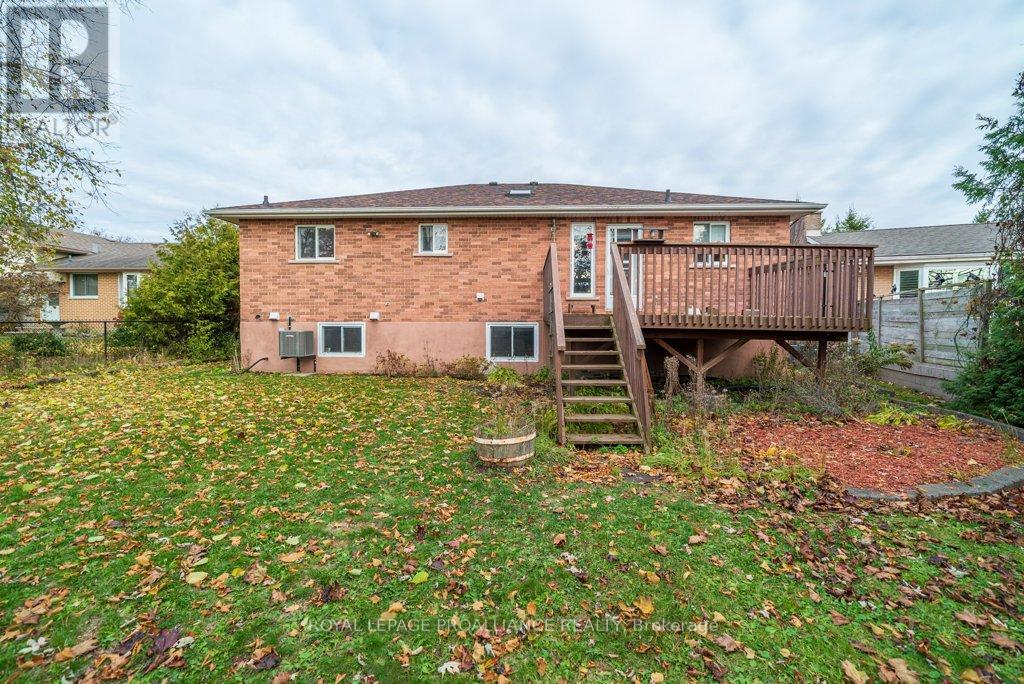 100 Selena Avenue, Belleville, Ontario K8P 4C4 - Photo 8 - X12562330