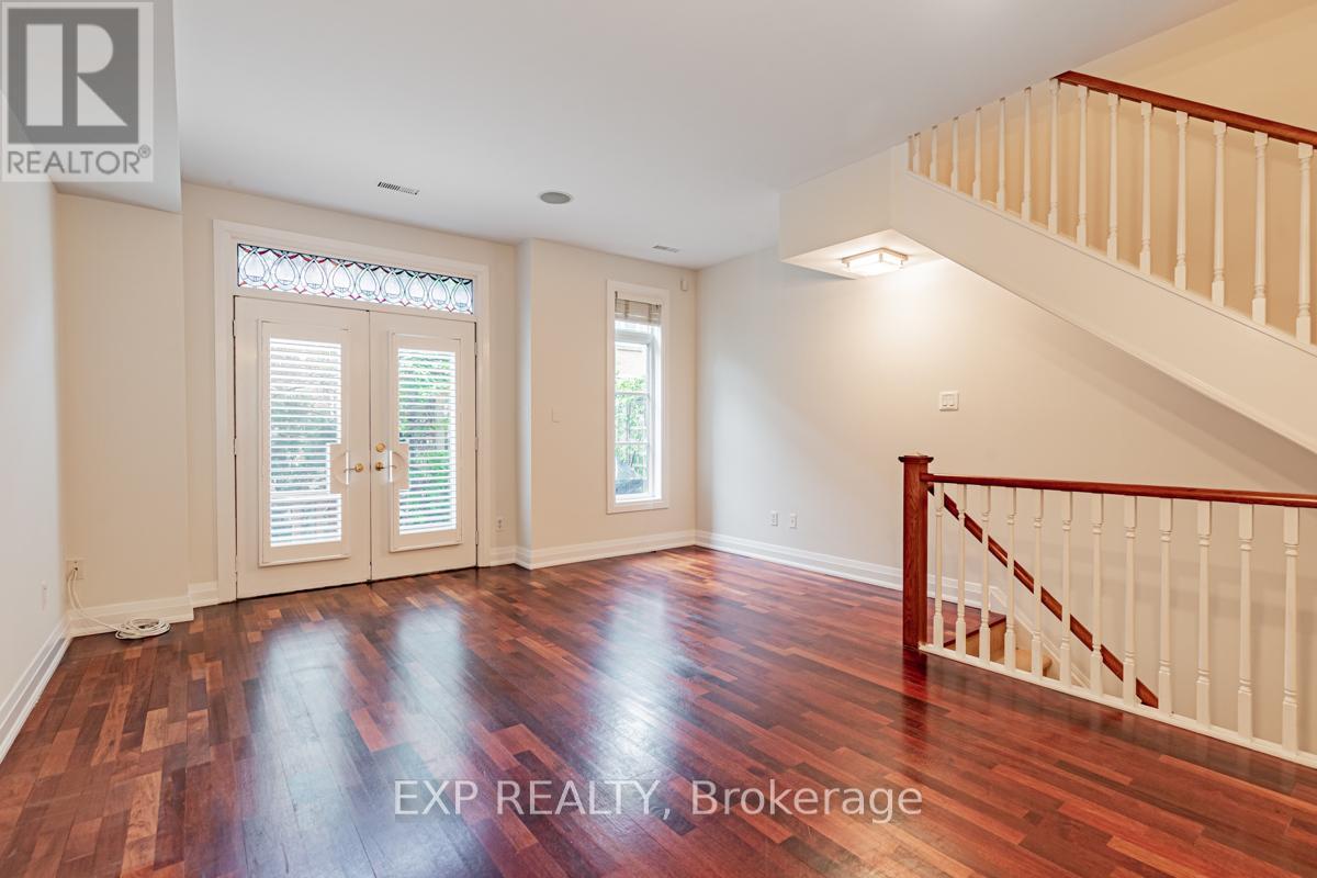 37 Shaftesbury Avenue, Toronto, Ontario  M4T 3B3 - Photo 10 - C12567050