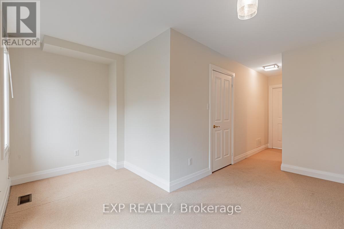 37 Shaftesbury Avenue, Toronto, Ontario  M4T 3B3 - Photo 14 - C12567050