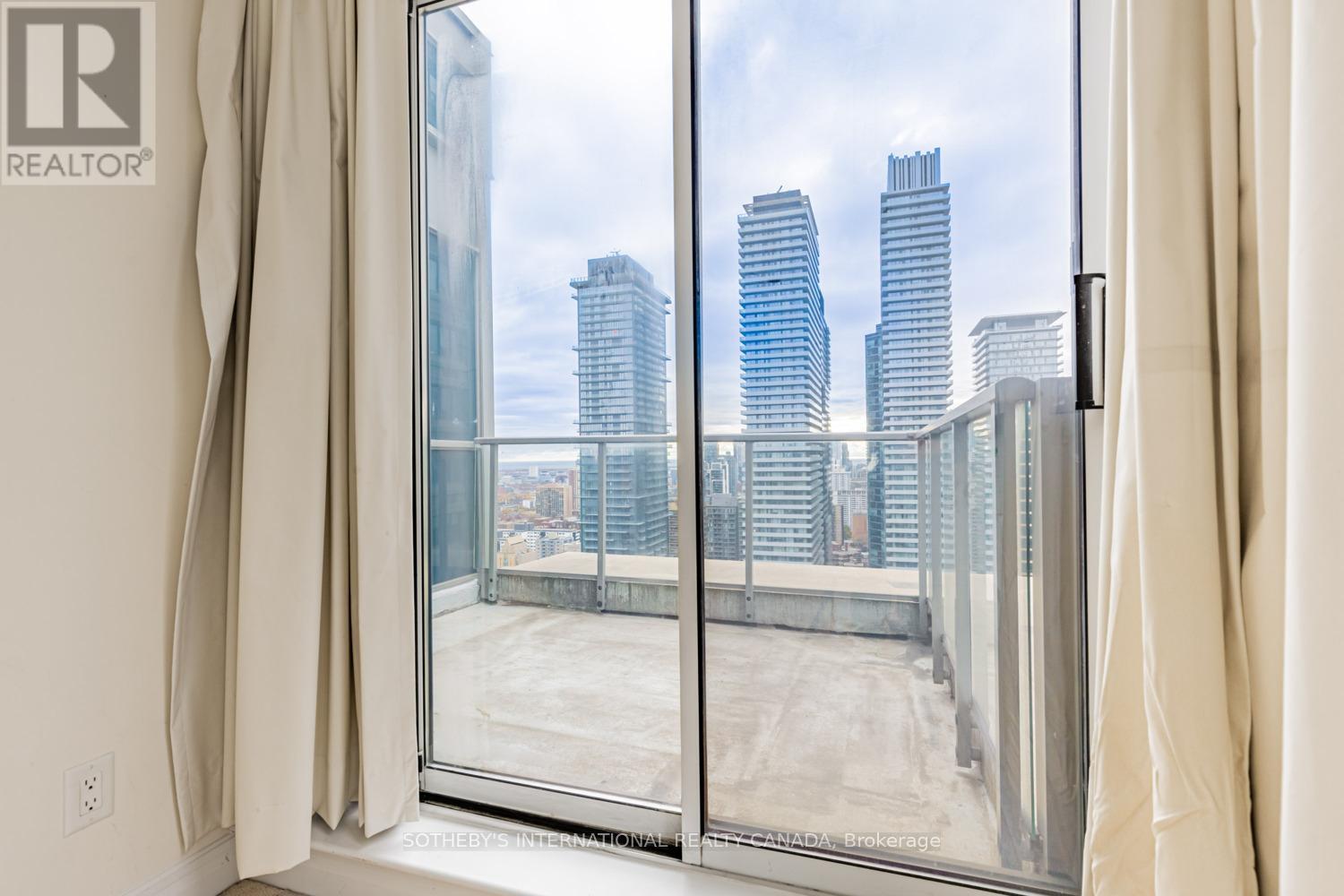 3810 - 8 Park Road, Toronto, Ontario  M4W 3S5 - Photo 16 - C12567064