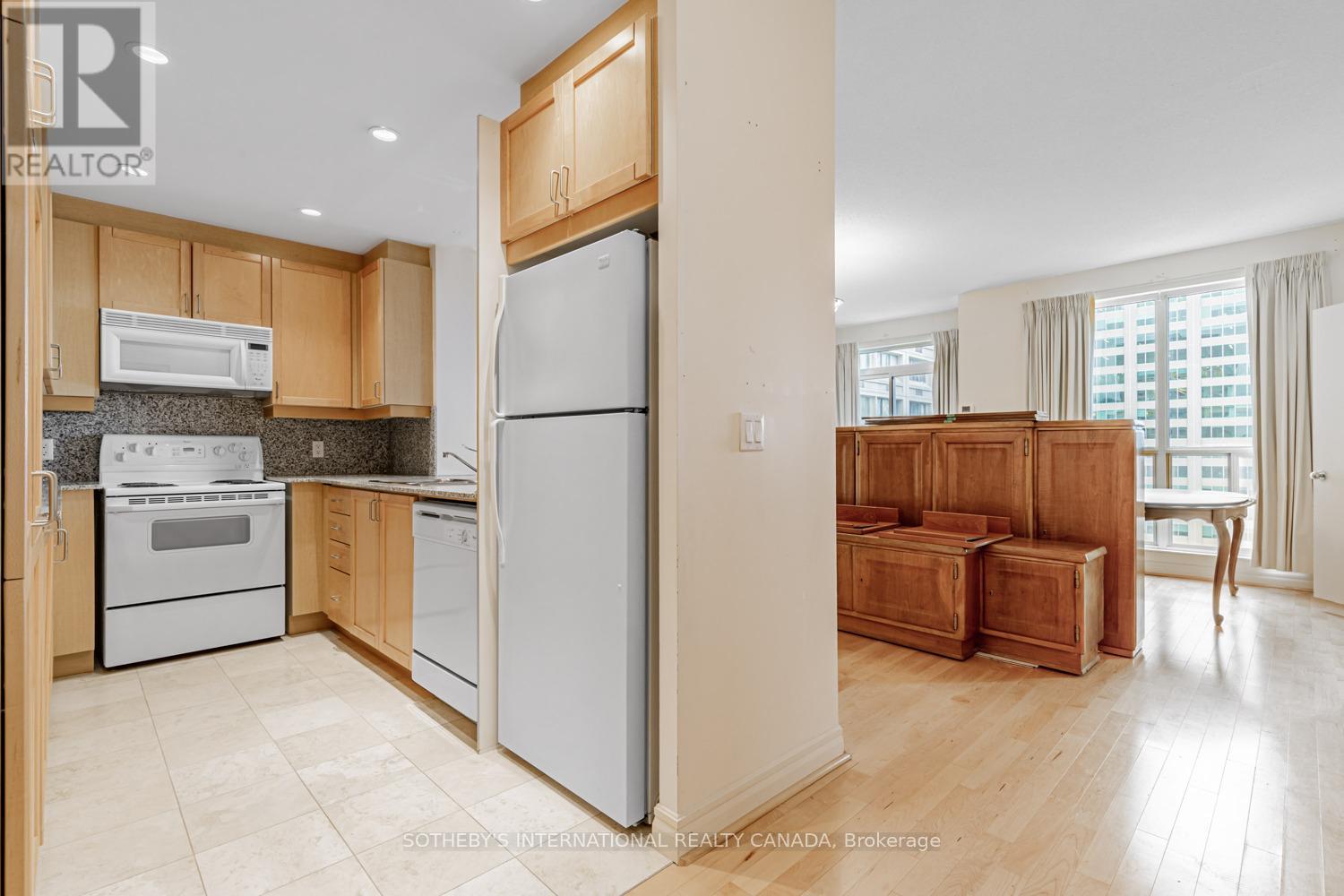 3811 - 8 PARK ROAD, Toronto, Ontario