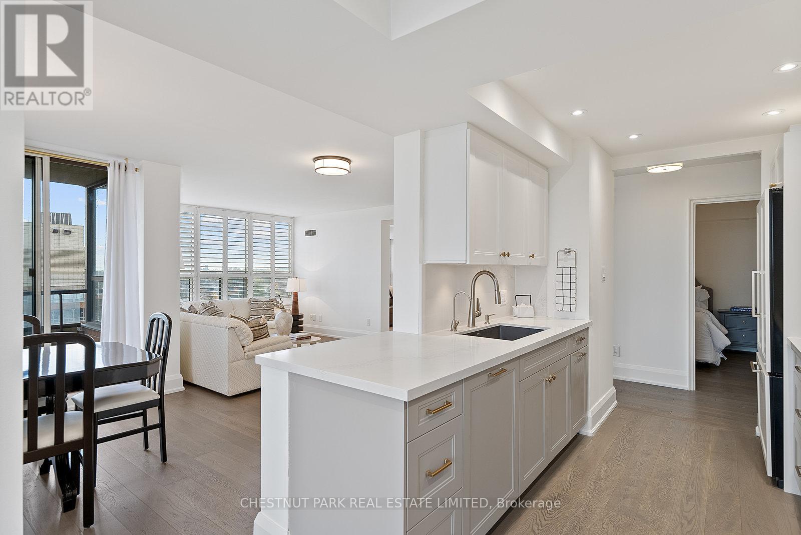 912 - 268 Ridley Boulevard, Toronto, Ontario  M5M 4N3 - Photo 17 - C12567134