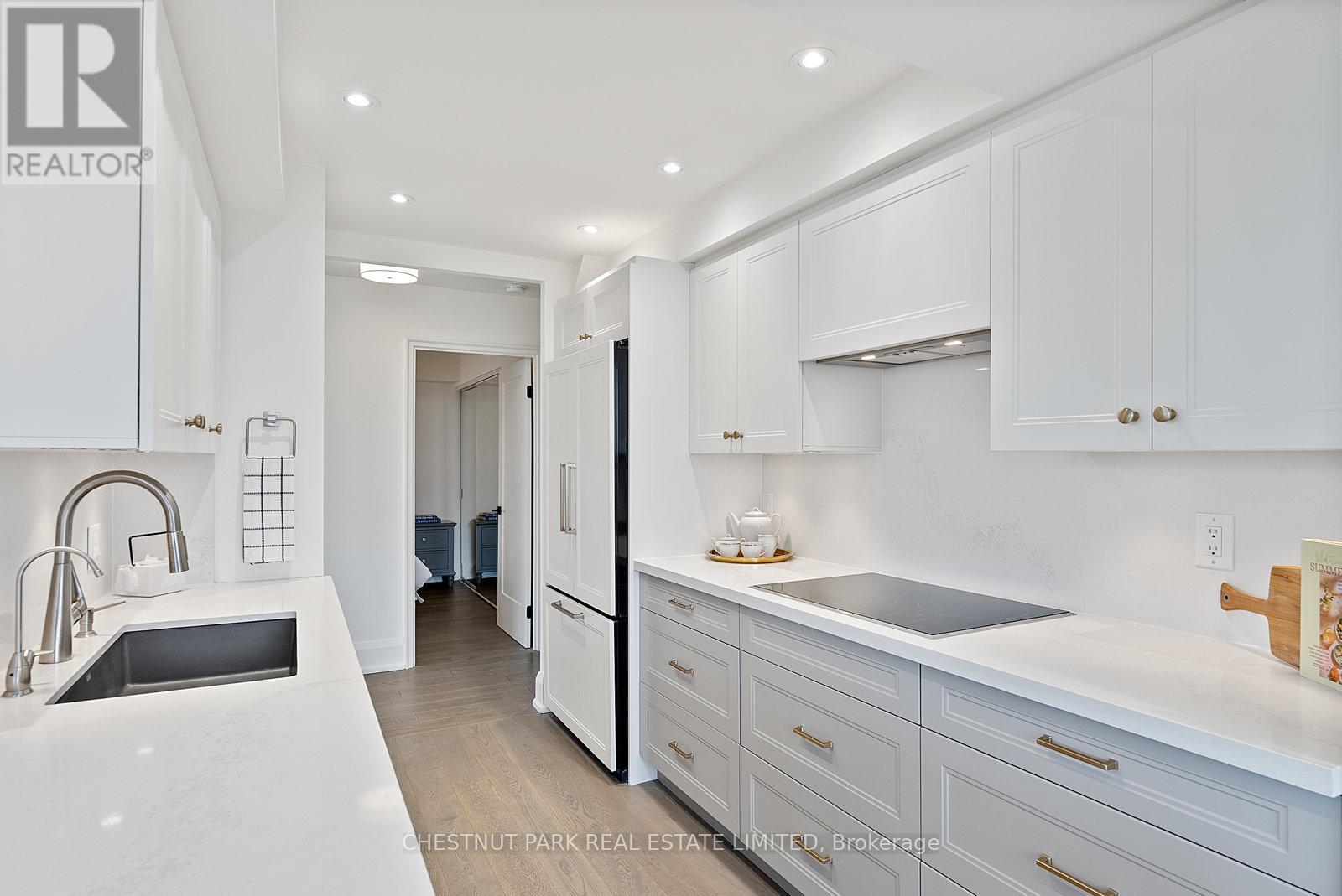 912 - 268 Ridley Boulevard, Toronto, Ontario  M5M 4N3 - Photo 19 - C12567134