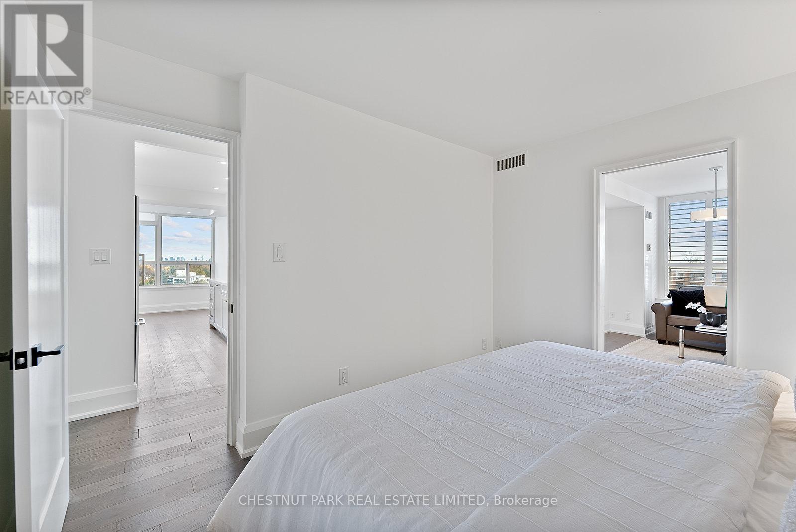 912 - 268 Ridley Boulevard, Toronto, Ontario  M5M 4N3 - Photo 35 - C12567134