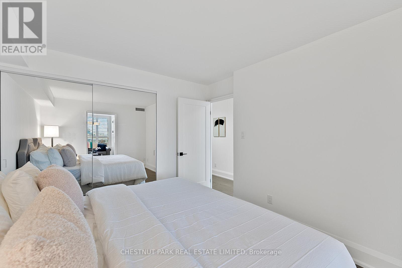 912 - 268 Ridley Boulevard, Toronto, Ontario  M5M 4N3 - Photo 37 - C12567134