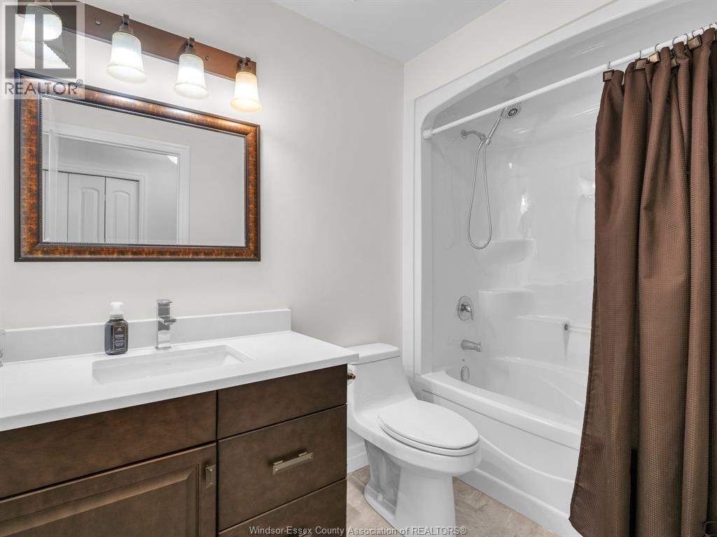 633 Commisso, Lasalle, Ontario N9H 0C8 - Photo 9 - 25029342