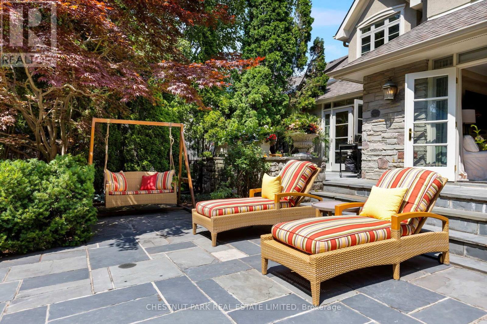 69 Otter Crescent, Toronto, Ontario  M5N 2W7 - Photo 5 - C12466900