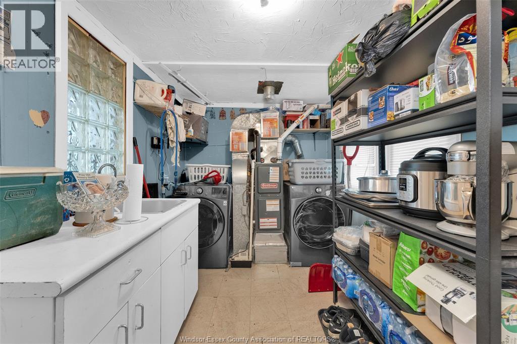 329 Superior Street, Lasalle, Ontario N9J 1H7 - Photo 21 - 25029338